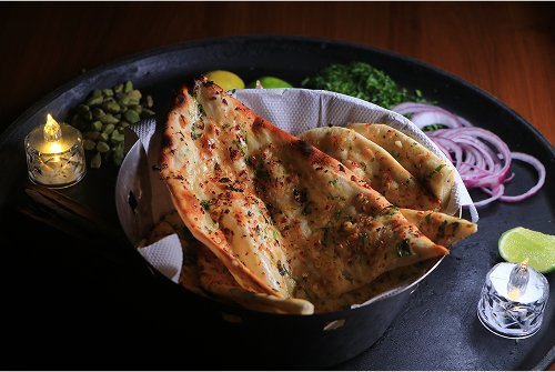 Cheese Garlic Naan